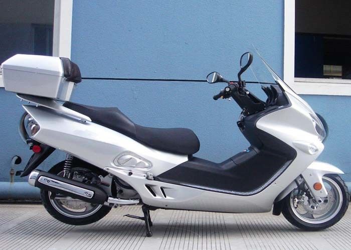 TCI Ignition System Adult Motor Scooter 14L 150cc Tank Scooter  4.4 Oil Consumption