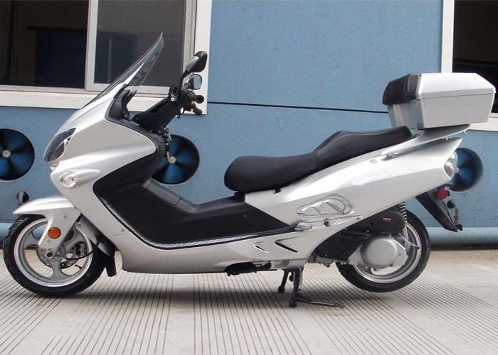 TCI Ignition System Adult Motor Scooter 14L 150cc Tank Scooter  4.4 Oil Consumption