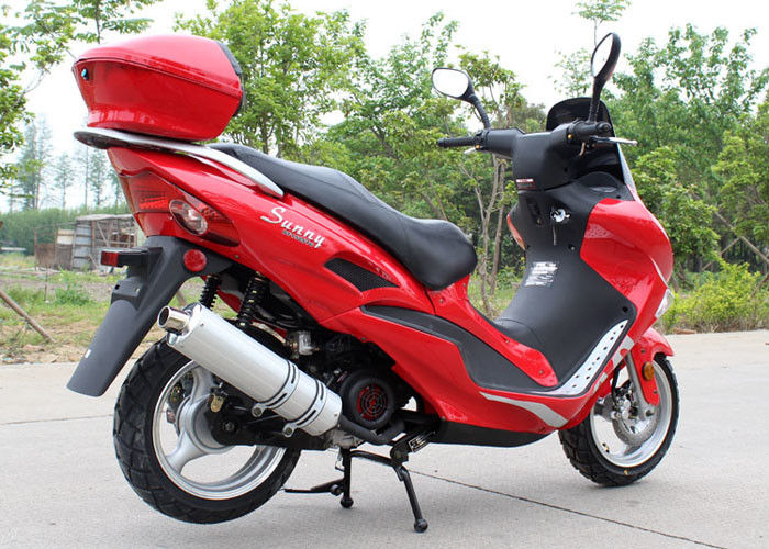 Four Colors Gas Moped Scooter With Windshield CVT , Fast Speed Motor Scooter 150cc