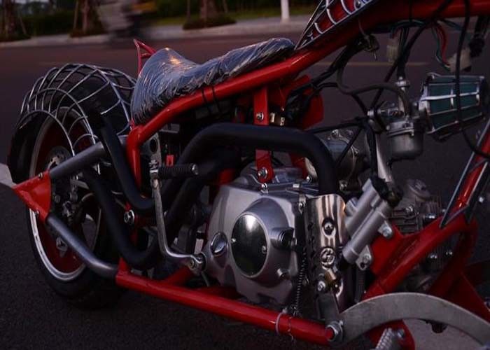 Spiderman Style 50cc Street Legal Motorcycle , Custom Harley Choppers 12V Battery 3L Tank