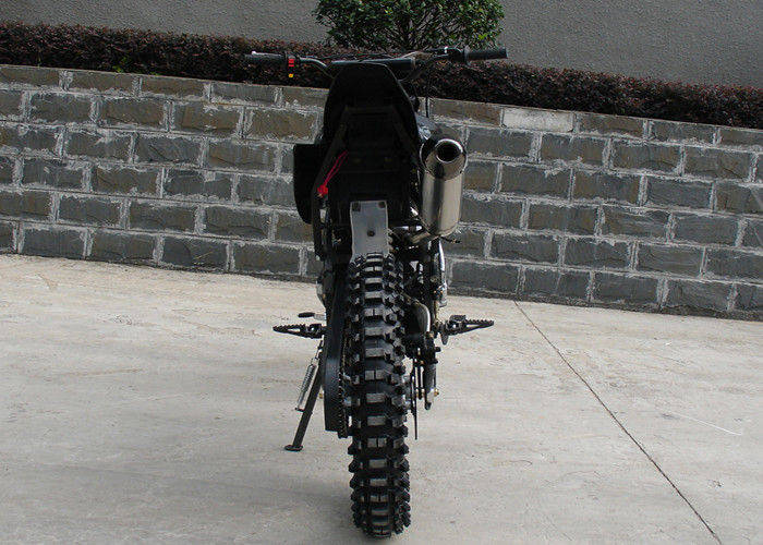 Apollo Style 250cc Dirt Bike Motorcycle Black With Manual Transmission 8L Oil Tank