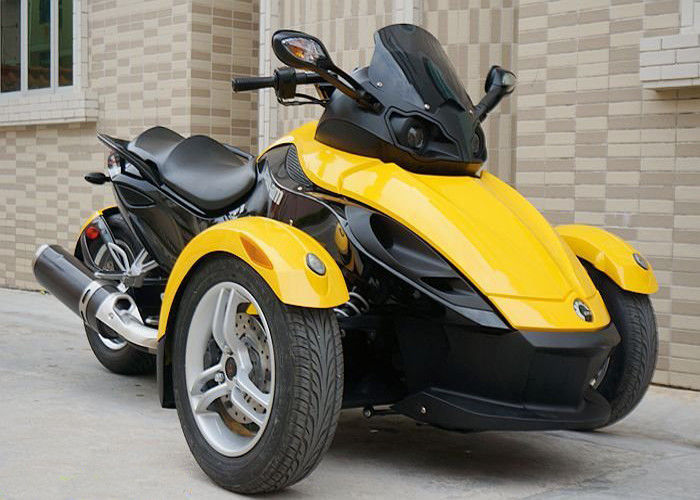 1000cc Can Am 3 Wheel Motorcycle , V - Twin 2 Front Wheel Motorcycle Liquid Cooled