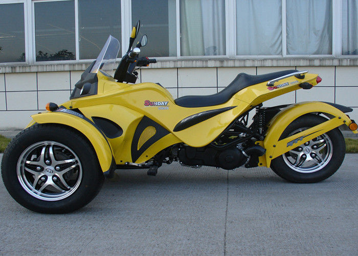 Rear Disc Brake Tri Wheel Motorcycle With Two Front Wheels Water Cooled 4 Stroke