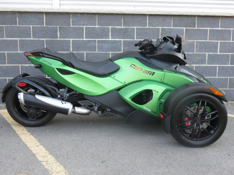 1000cc Can Am 3 Wheel Motorcycle , V - Twin 2 Front Wheel Motorcycle Liquid Cooled