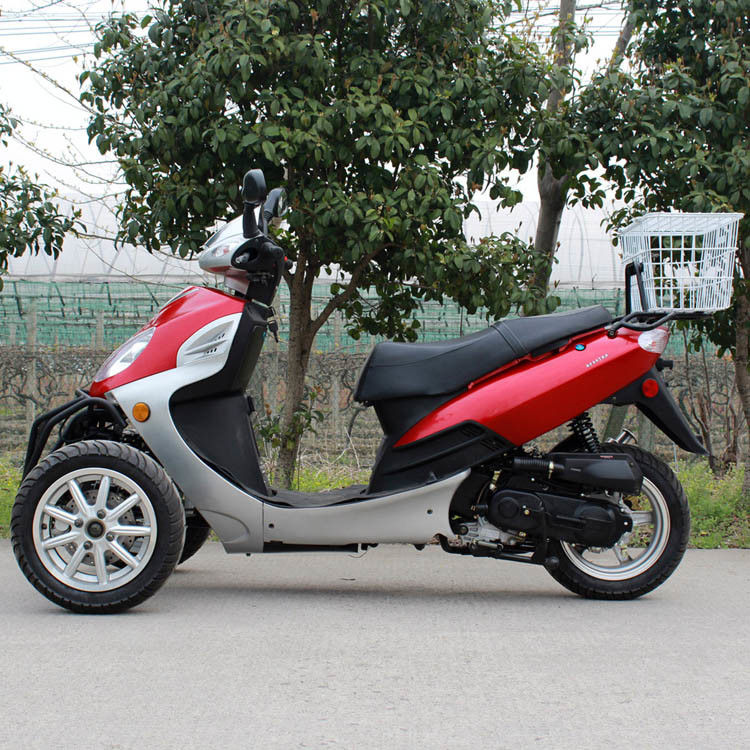 Air Cooled 50cc Adult Tri Wheel Motorcycle Single Cylinder 4 Stroke With Rear Box