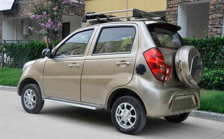 5 Seats 96V 10kw High Powered Electric Car With And 300 Times Battery Life