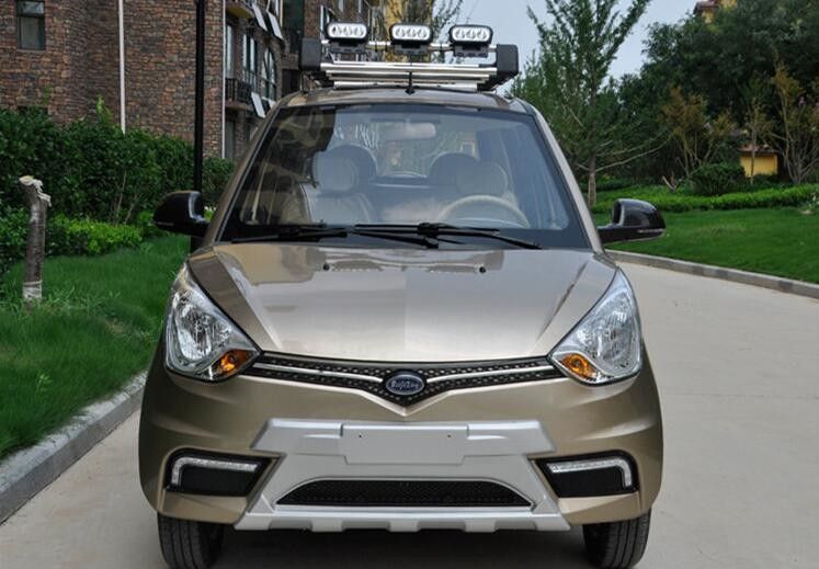 5 Seats 96V 10kw High Powered Electric Car With And 300 Times Battery Life