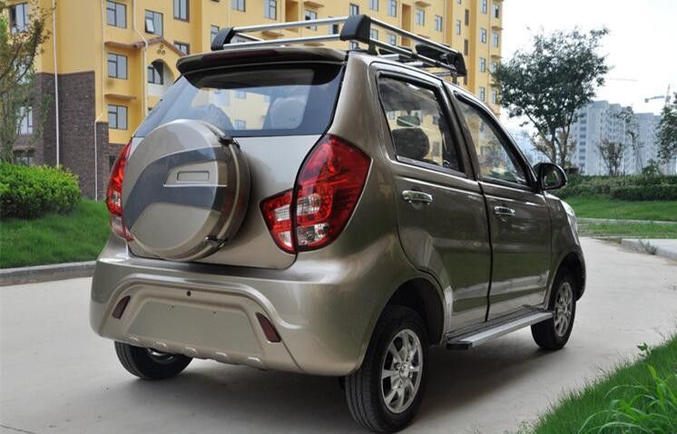 5 Seats 96V 10kw High Powered Electric Car With And 300 Times Battery Life