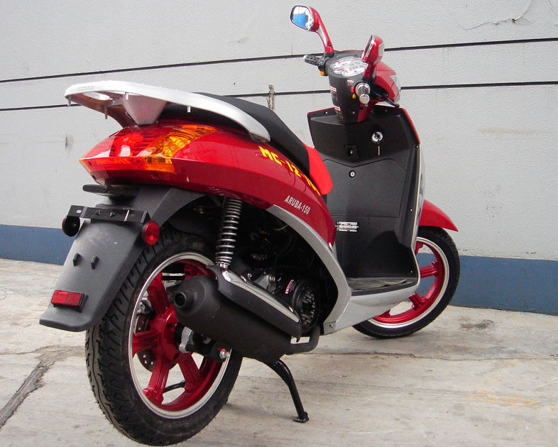 16 Inch Tire Adult Gas Scooter 150cc Rear Brum Brake Cvt Forced Air Cooled Engine